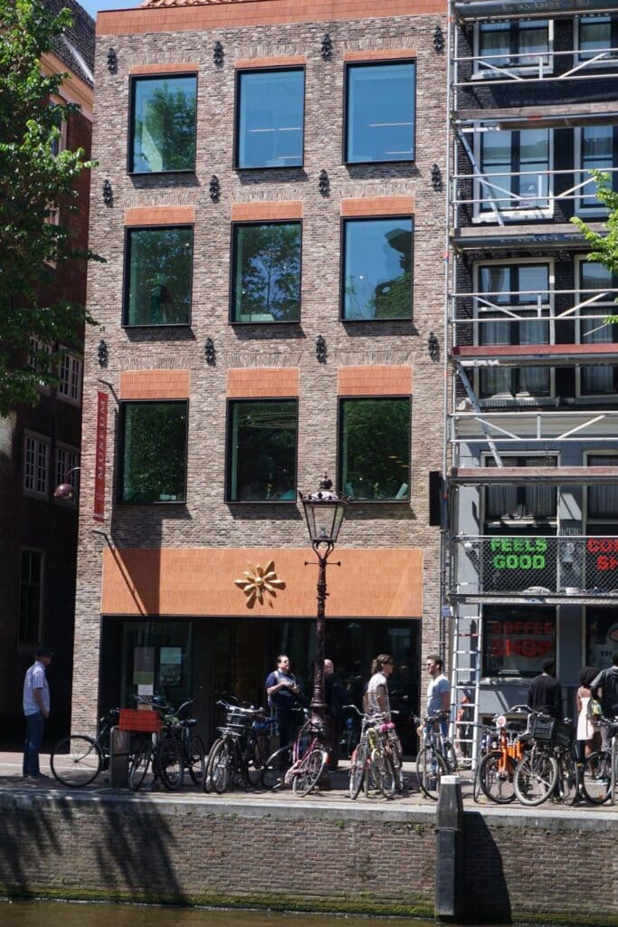 Ons'Lieve Heer, Amsterdam