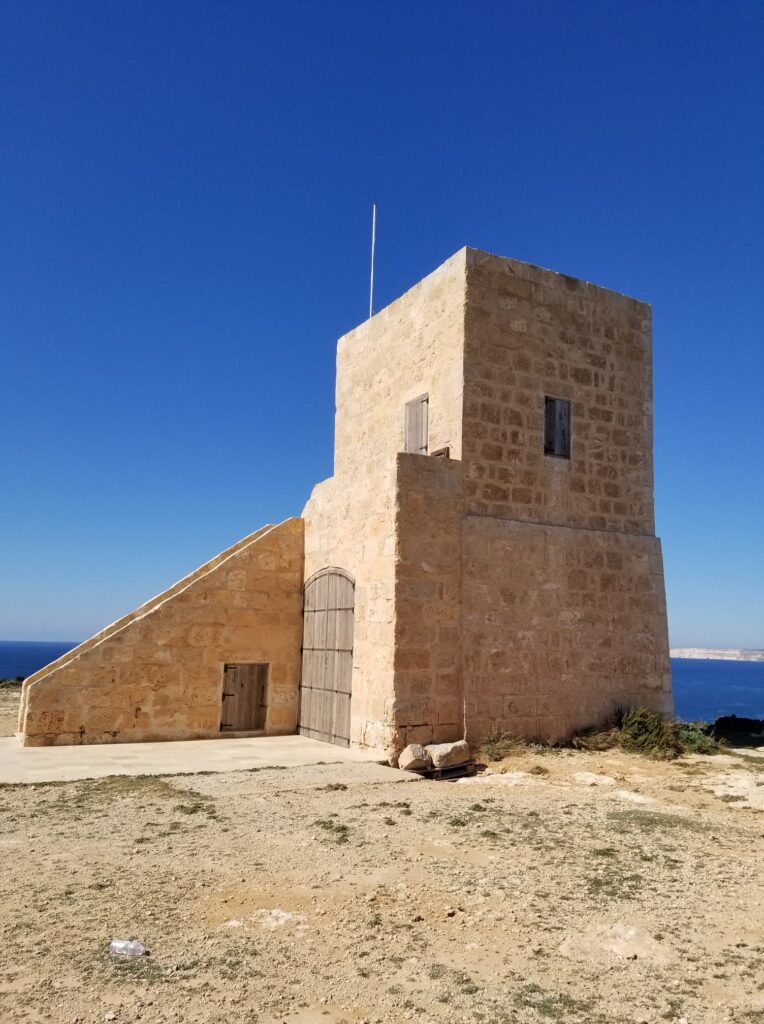 Ghajn Znuber tower, Malta