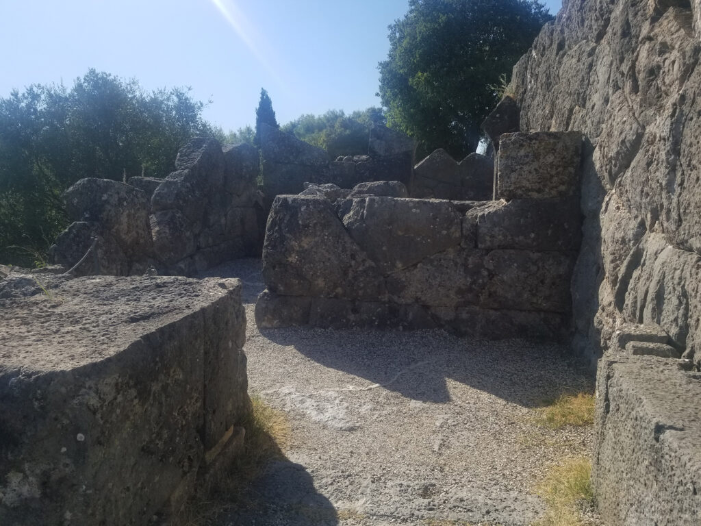 Labyrinth Necromanteion Acheron